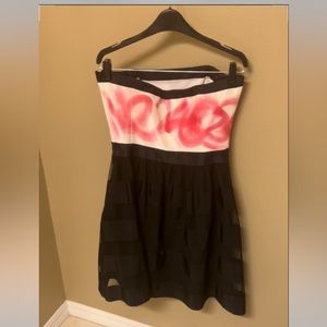 White House Black Market - Size 14